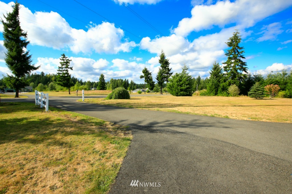 12214 Morris Road Southeast Yelm, WA 98597 - Photo 21 of 25 Gallery Image 21