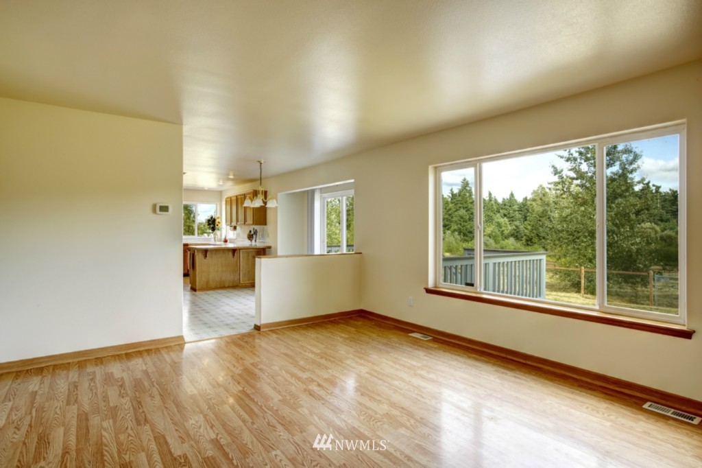 12214 Morris Road Southeast Yelm, WA 98597 - Photo 7 of 25 Gallery Image 7