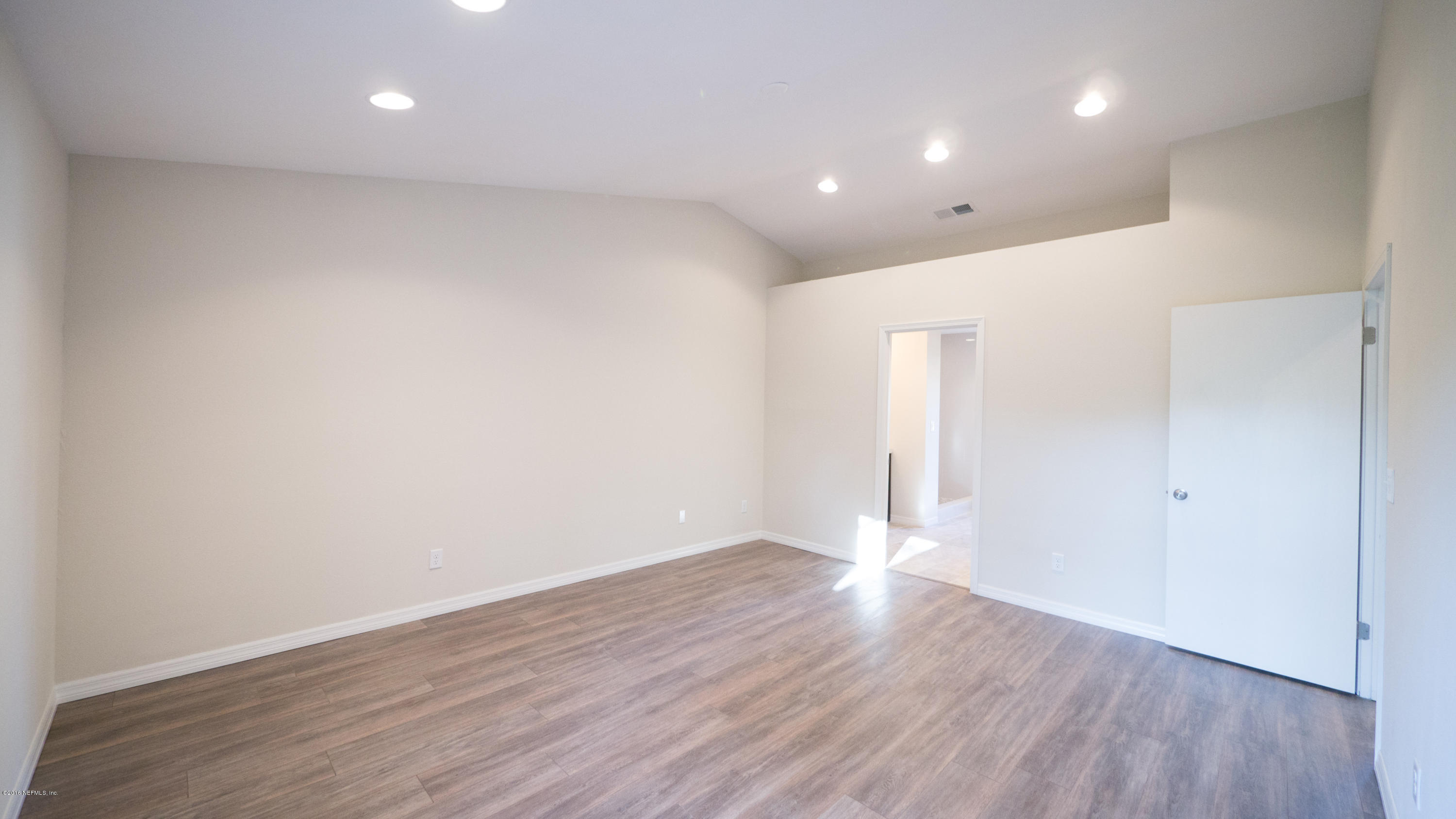 944 Aries Road West Jacksonville, FL 32216 - Photo 22 of 47 Master Bedroom