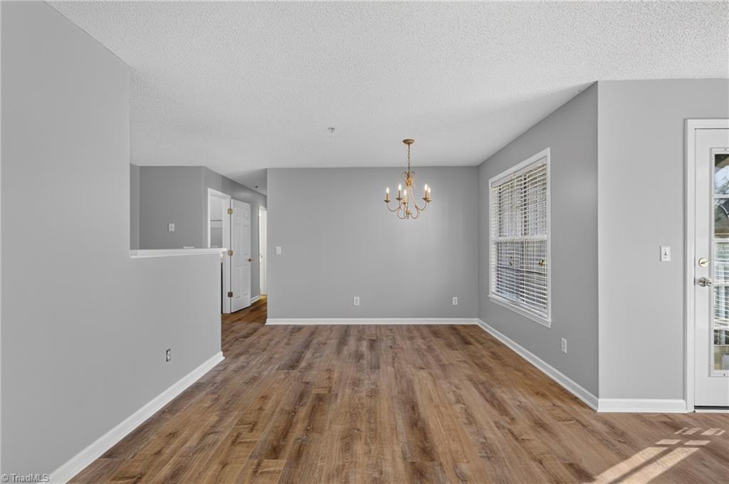 133 James Road, Unit 2B High Point, NC 27265 - Photo 5 of 19 Dining area