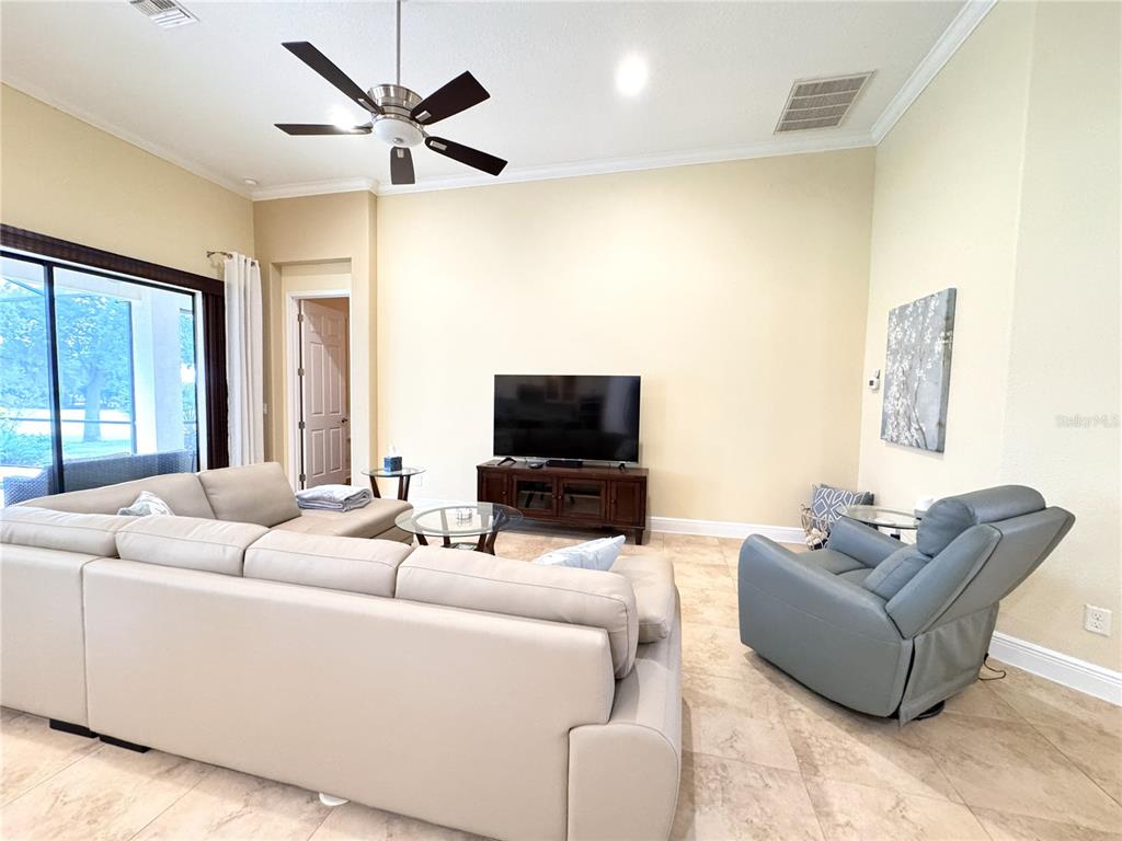 1240 West Diamond Shore Loop Hernando, FL 34442 - Photo 3 of 34