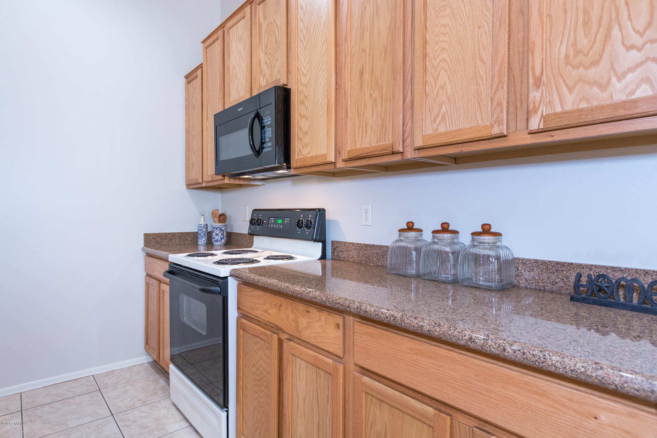 10639 East Ralph Alvarez Place Tucson, AZ 85747 - Photo 11 of 47