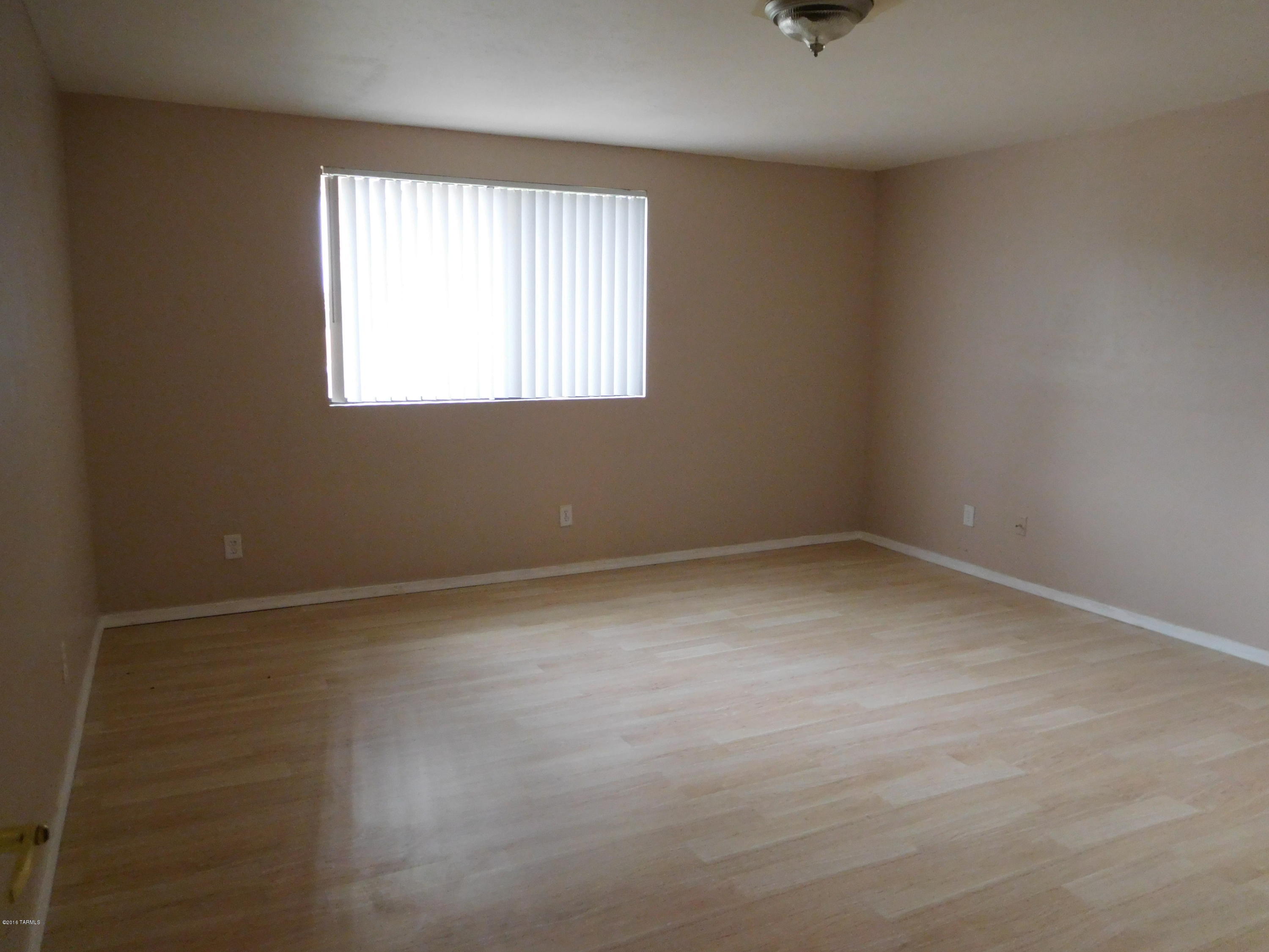 350 North Silverbell Road, Unit 130131 Tucson, AZ 85745 - Photo 14 of 30