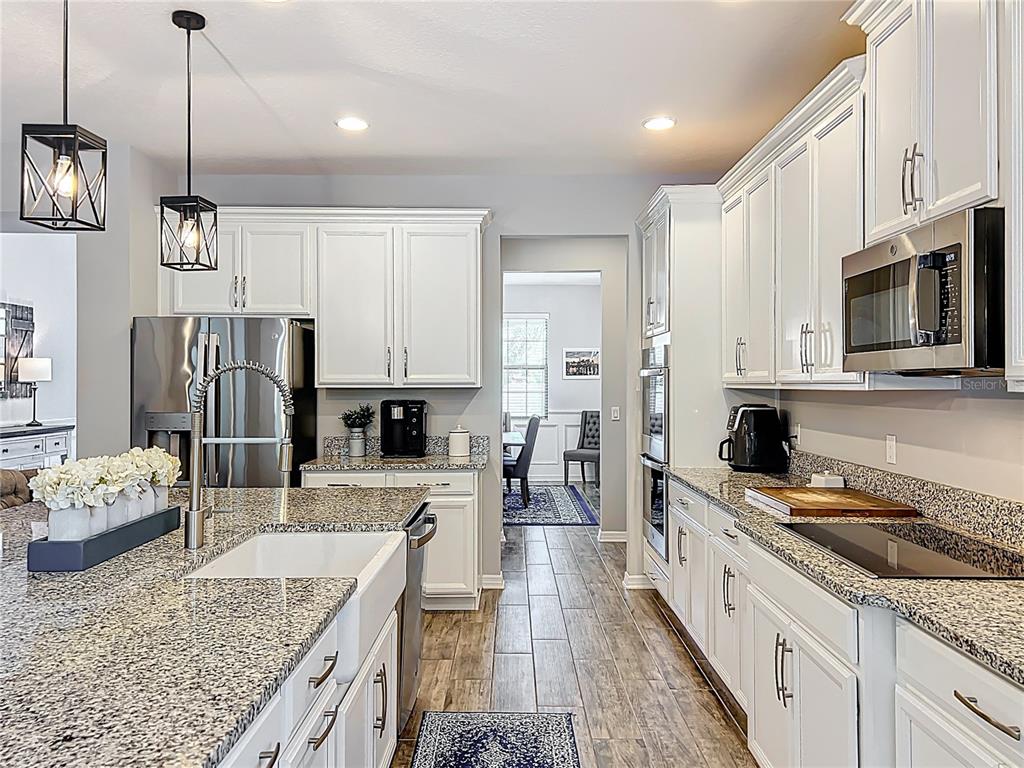 2676 Estuary Loop Oviedo, FL 32765 - Photo 18 of 92