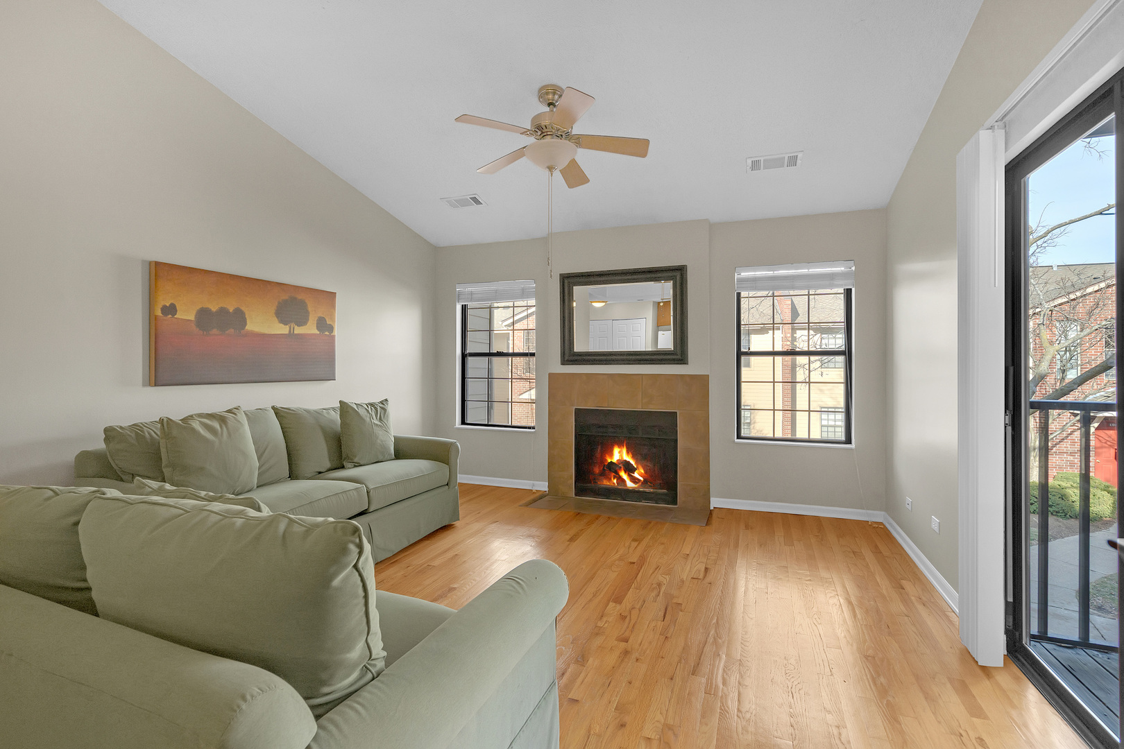 1915 North Hicks Road, Unit 208 Palatine, IL 60074 - Photo 12 of 20