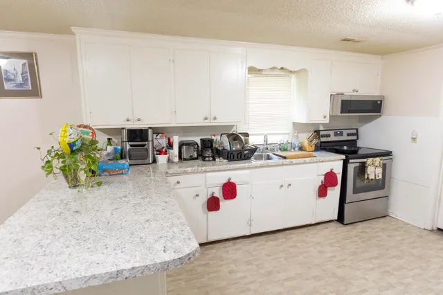 $129,500 | 202 Kirven Street, Pinewood, SC 29125