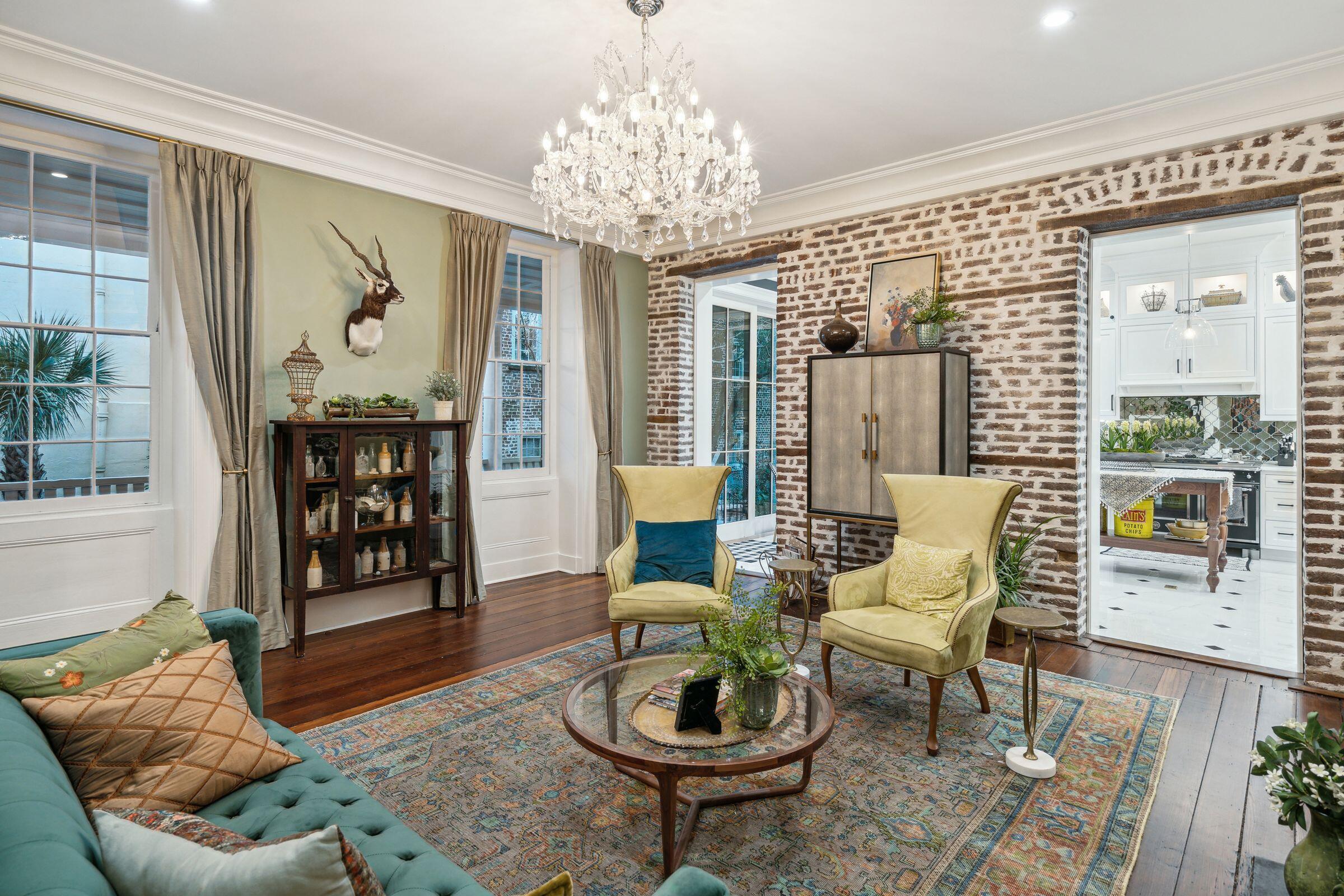 40 Hasell Street Charleston, SC 29401 - Photo 13 of 88 40HassellSt-KeenEyeMarketing-015