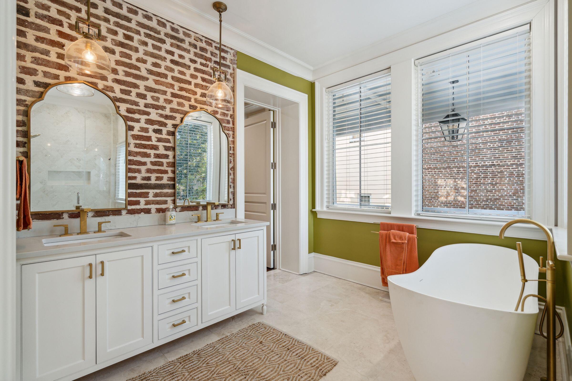 40 Hasell Street Charleston, SC 29401 - Photo 35 of 88 40HassellSt-KeenEyeMarketing-035