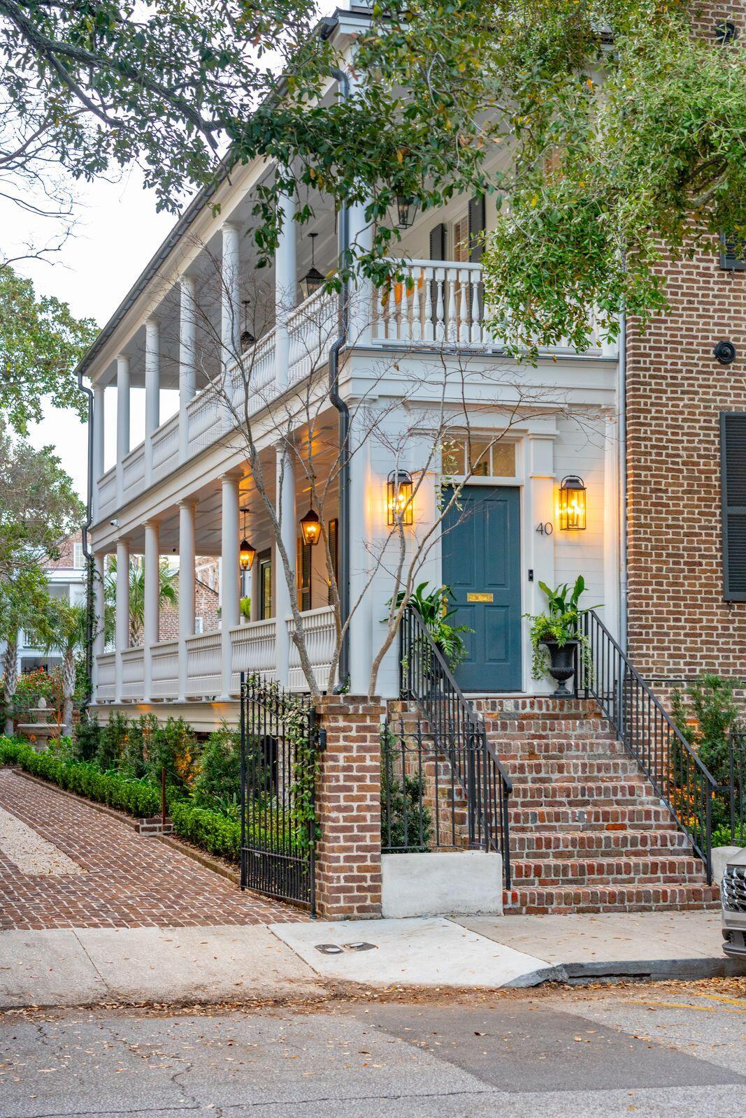 40 Hasell Street Charleston, SC 29401 - Photo 5 of 88 40HassellSt-KeenEyeMarketing-004