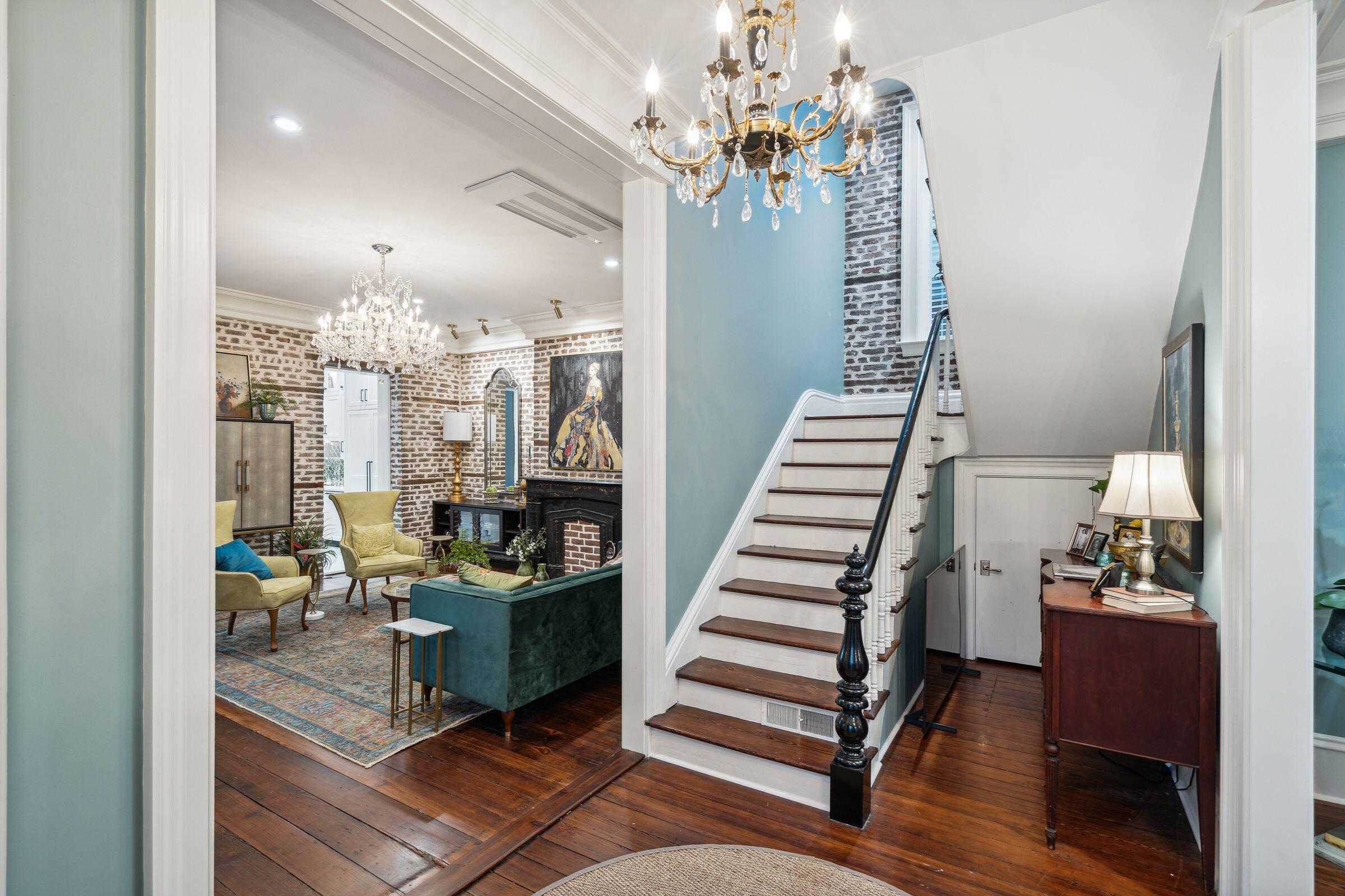 40 Hasell Street Charleston, SC 29401 - Photo 10 of 88 40HassellSt-KeenEyeMarketing-010