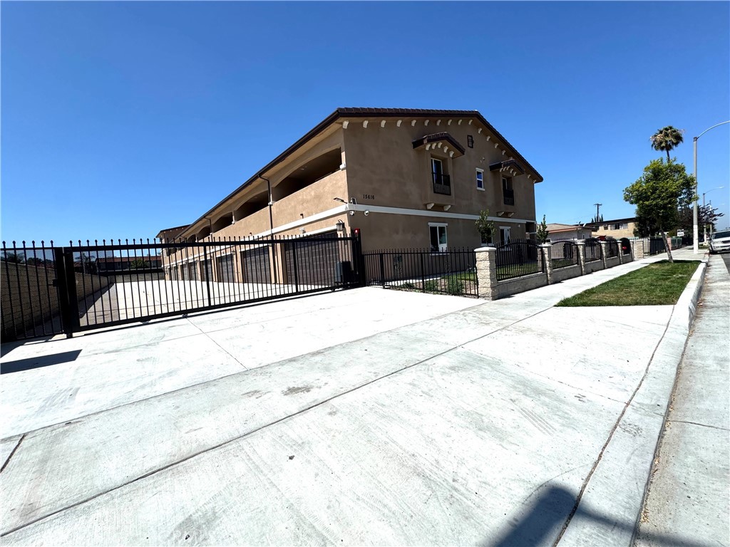 15616 Amar Road, Unit H La Puente, CA 91744 - Photo 13 of 16