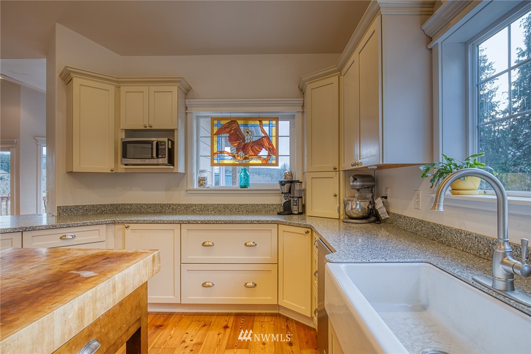 659 Walker Road Hoquiam, WA 98550 - Photo 13 of 40