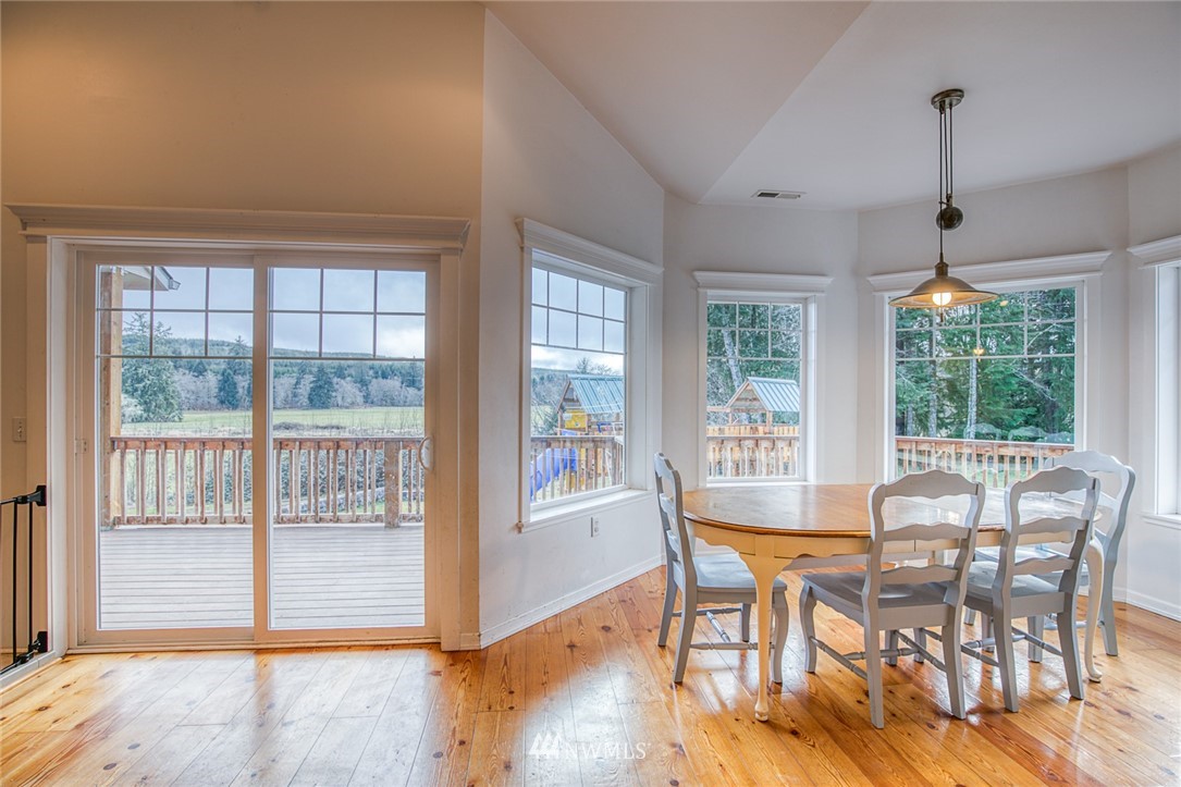 659 Walker Road Hoquiam, WA 98550 - Photo 9 of 40