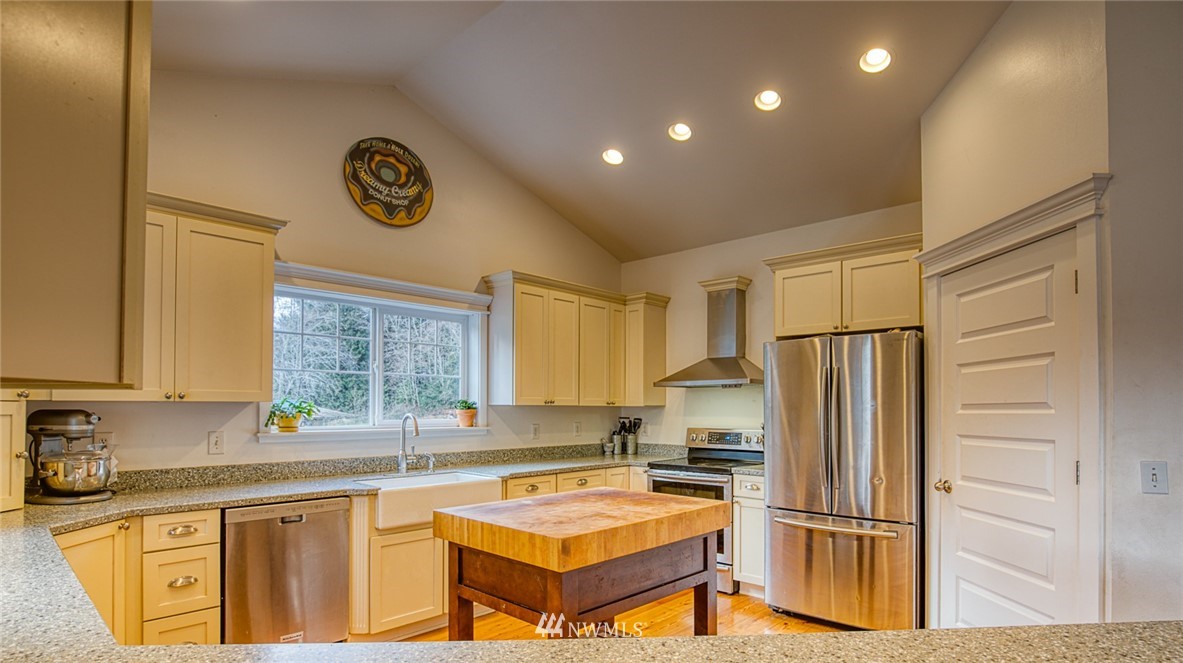 659 Walker Road Hoquiam, WA 98550 - Photo 10 of 40