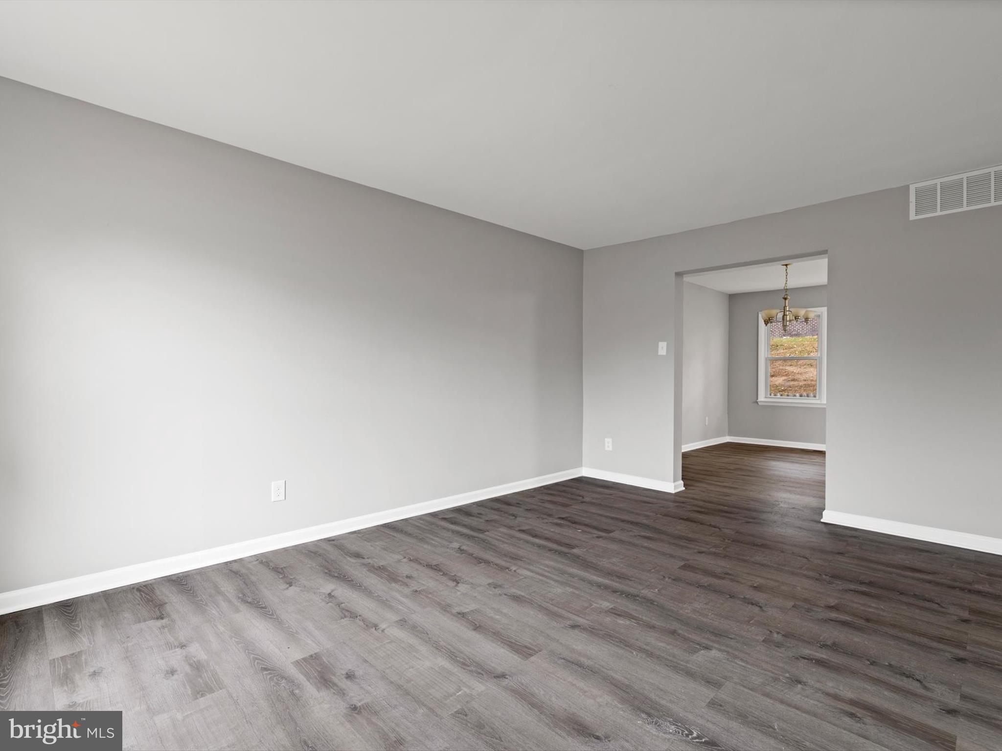 10 Colleton Court Nottingham, MD 21236 - Photo 7 of 30 Gallery Image 7