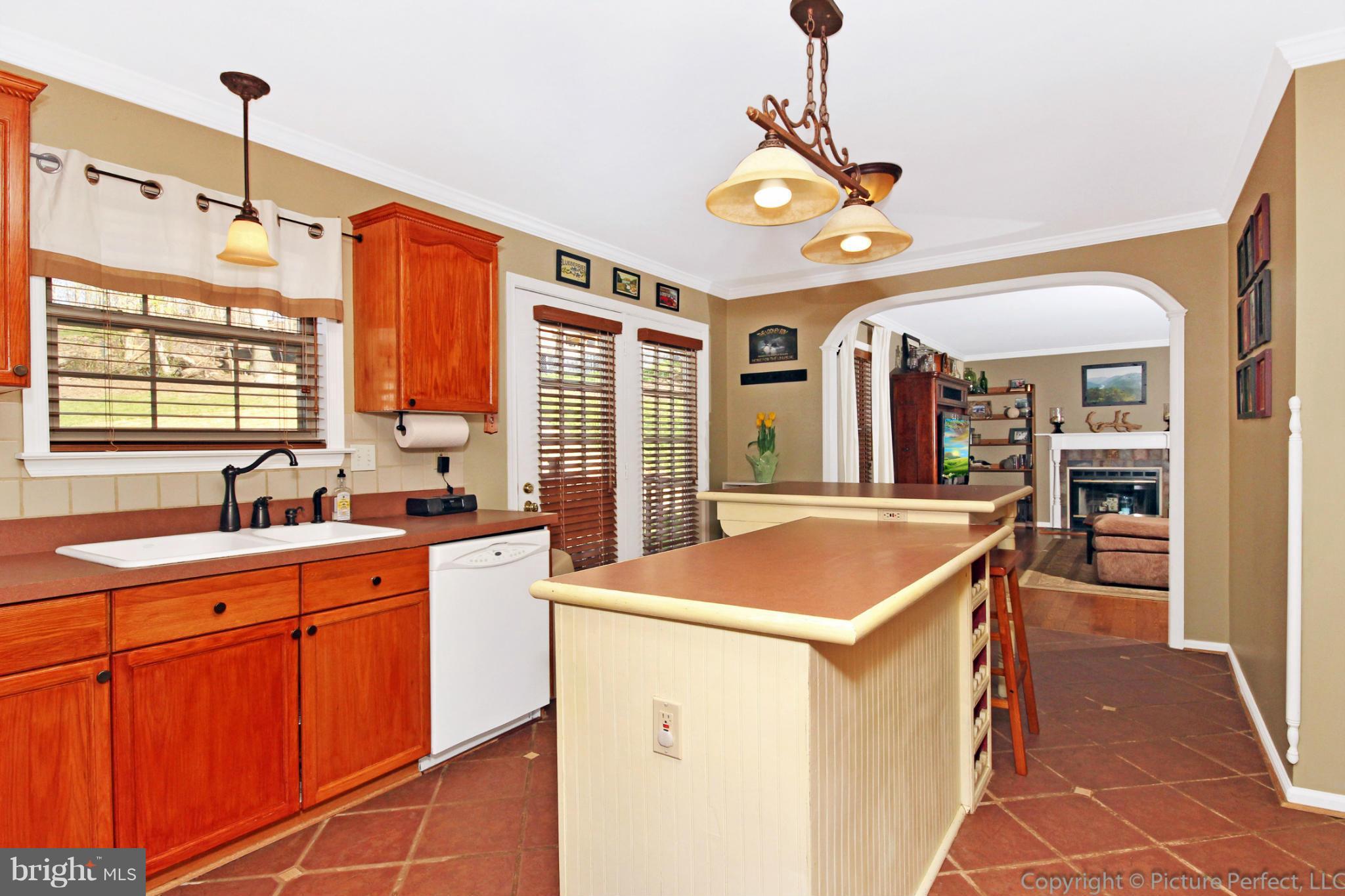 6623 Edgewood Road New Market, MD 21774 - Photo 6 of 29 Kitchen