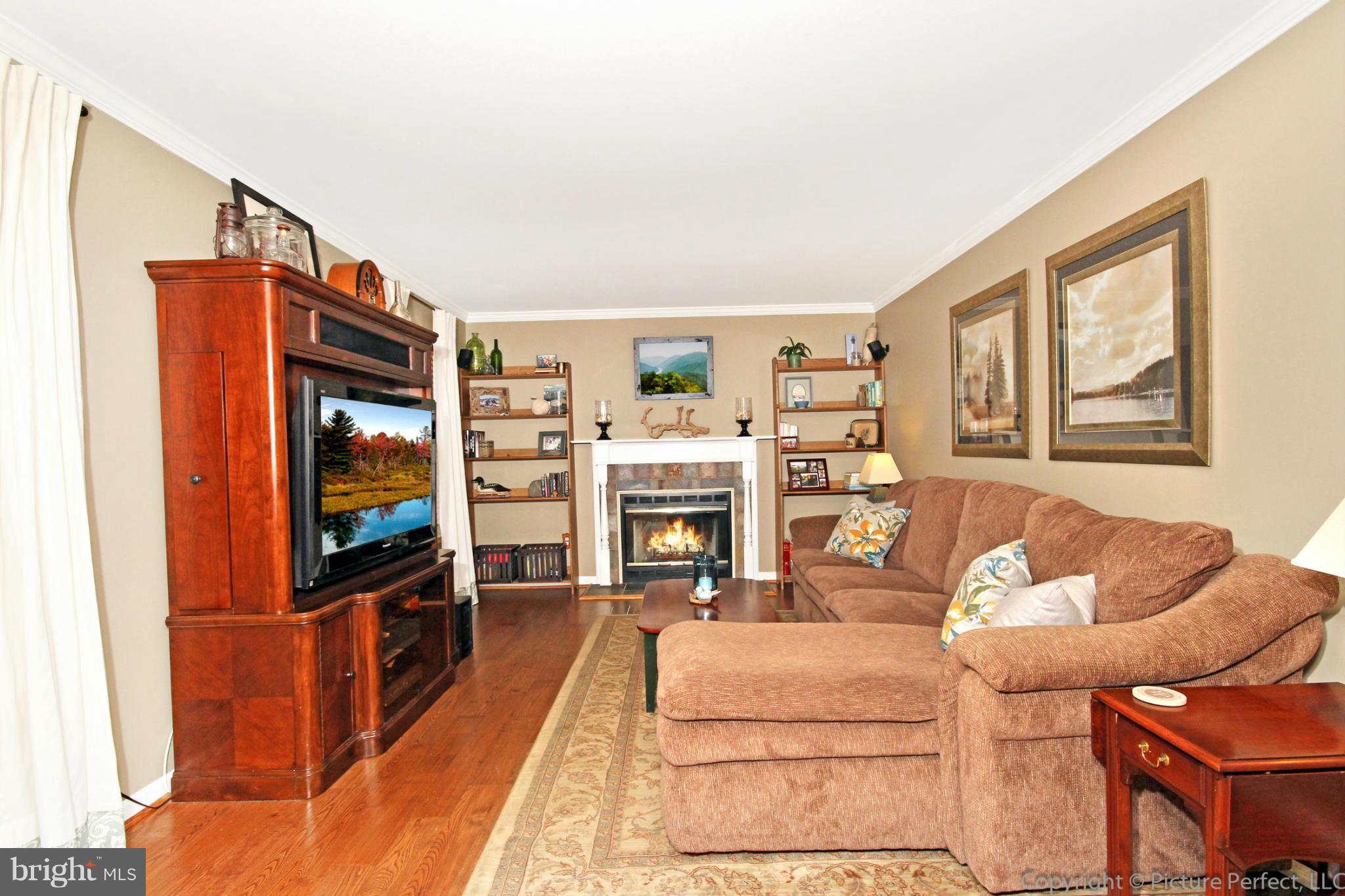 6623 Edgewood Road New Market, MD 21774 - Photo 9 of 29 Family Room