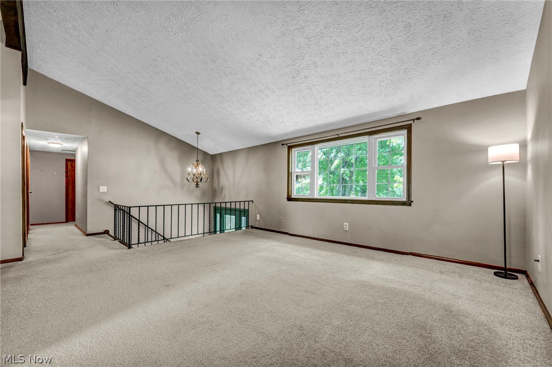 6407 Indian Point Road Painesville, OH 44077 - Photo 10 of 50