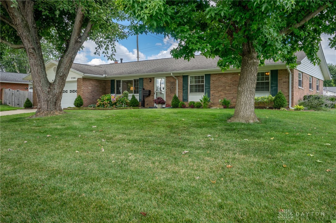 2341 Springmill Road Kettering, OH 45440 - Photo 4 of 60