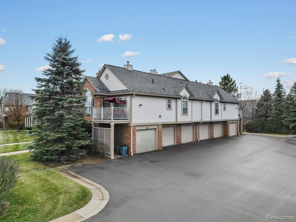 5288 Brookemonte Circle Rochester, MI 48306 - Photo 29 of 38