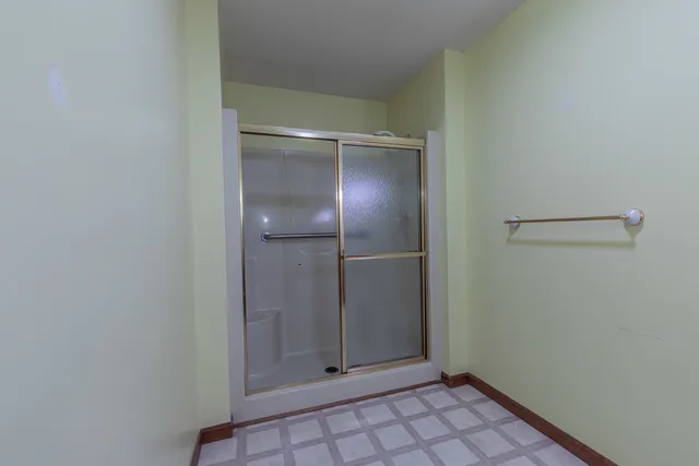 a view of an empty walk in closet