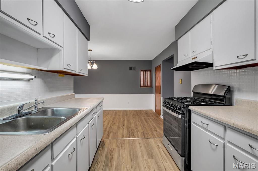 4116 Ammann Lane St. Louis, MO 63121 - Photo 19 of 38