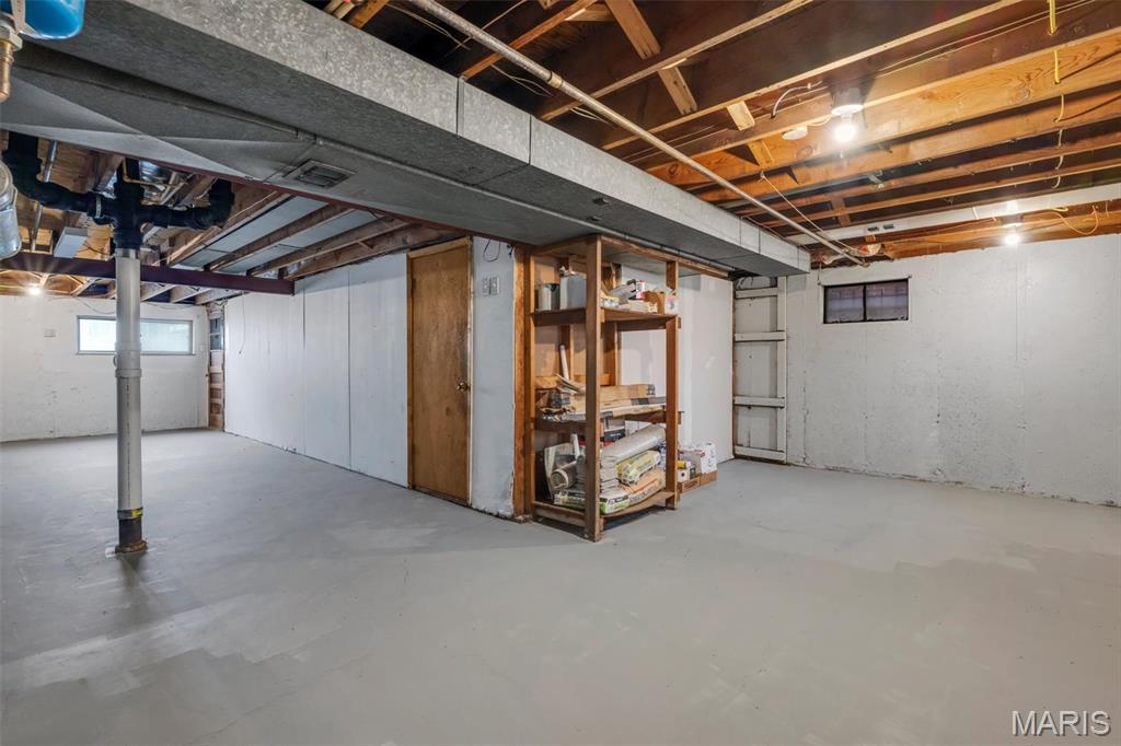 4116 Ammann Lane St. Louis, MO 63121 - Photo 32 of 38