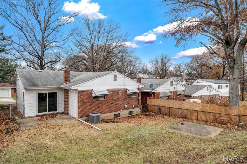 4116 Ammann Lane St. Louis, MO 63121 - Photo 37 of 38