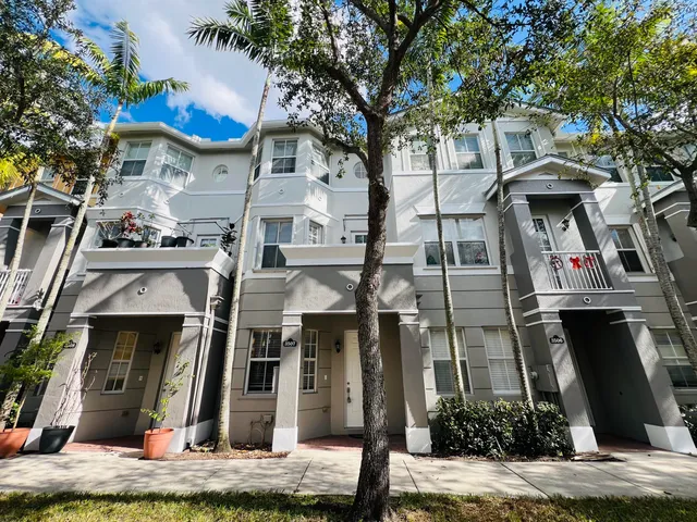 $2,400 | 3507 Shoma Drive, Royal Palm Beach, FL 33414