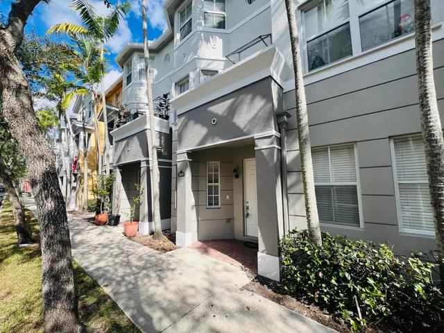 $2,400 | 3507 Shoma Drive, Royal Palm Beach, FL 33414