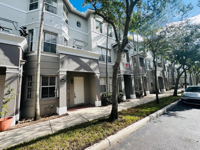 $2,400 | 3507 Shoma Drive, Royal Palm Beach, FL 33414