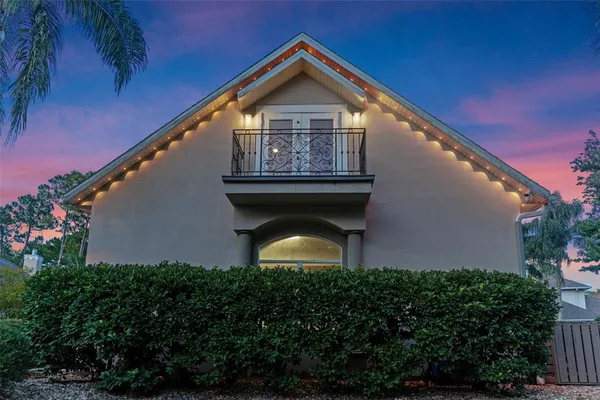 $849,999 | 32 Allenwood Look, Ormond Beach, FL 32174