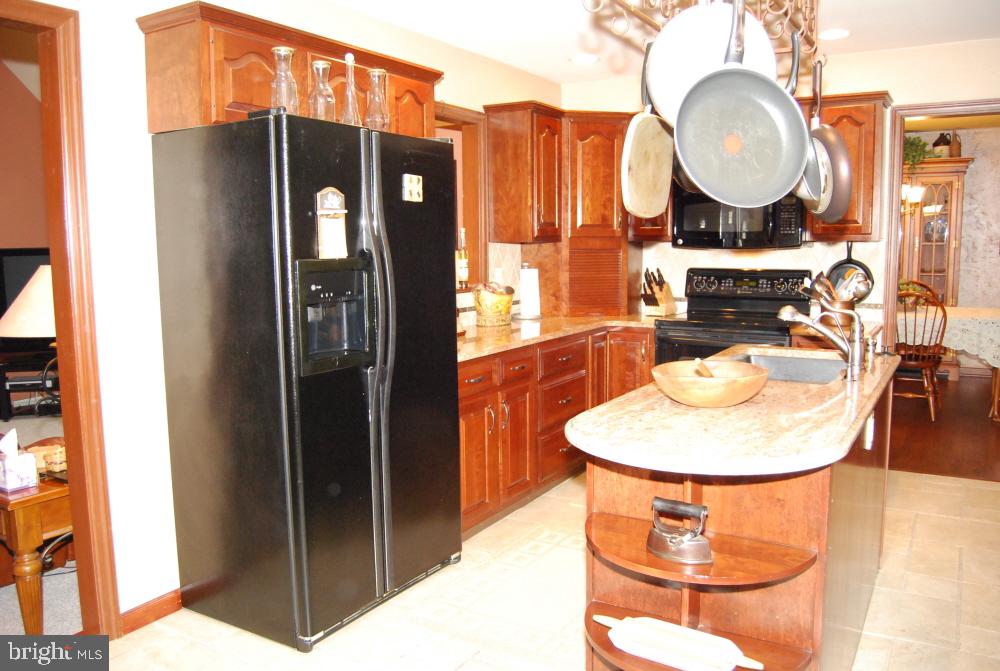 112 Chelsea Loop Lancaster, PA 17602 - Photo 11 of 26 Gallery Image 11