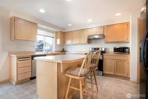 $595,000 | 509 Milwaukee Boulevard South, Pacific, WA 98047