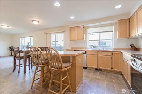 $595,000 | 509 Milwaukee Boulevard South, Pacific, WA 98047