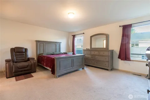 $595,000 | 509 Milwaukee Boulevard South, Pacific, WA 98047