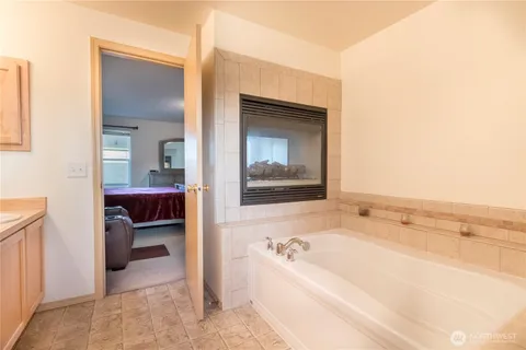 $595,000 | 509 Milwaukee Boulevard South, Pacific, WA 98047