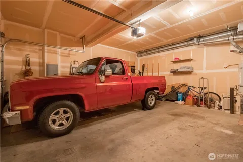 $595,000 | 509 Milwaukee Boulevard South, Pacific, WA 98047