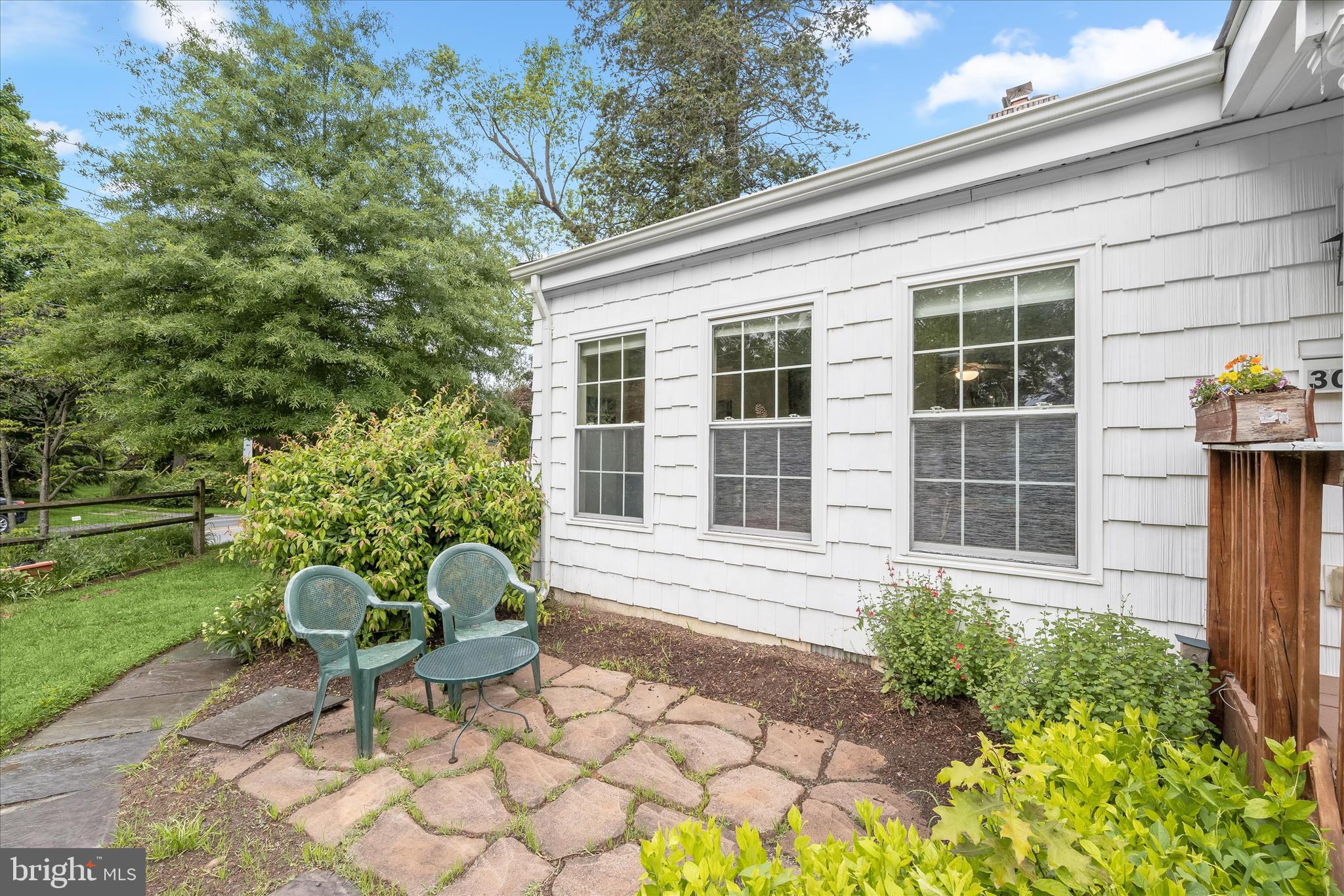 301 Dale Drive Silver Spring, MD 20910 - Photo 27 of 40 Front Patio