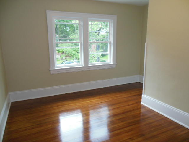 1934 Avon Road Southwest Roanoke, VA 24015 - Photo 12 of 18 DSCN3833