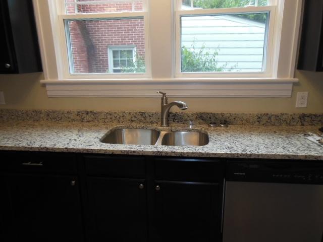 1934 Avon Road Southwest Roanoke, VA 24015 - Photo 6 of 18 7