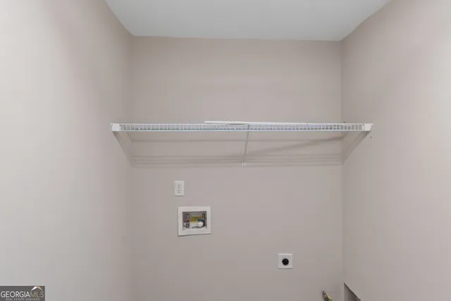 a close up of a shower