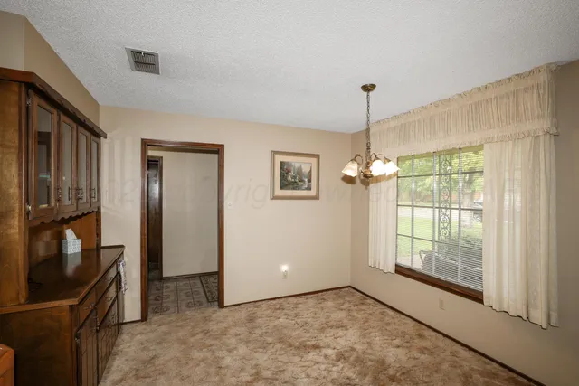 $219,000 | 2600 North Fir Street, Pampa, TX 79065