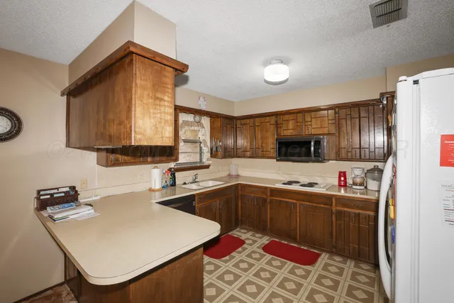 $219,000 | 2600 North Fir Street, Pampa, TX 79065