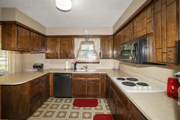 $219,000 | 2600 North Fir Street, Pampa, TX 79065