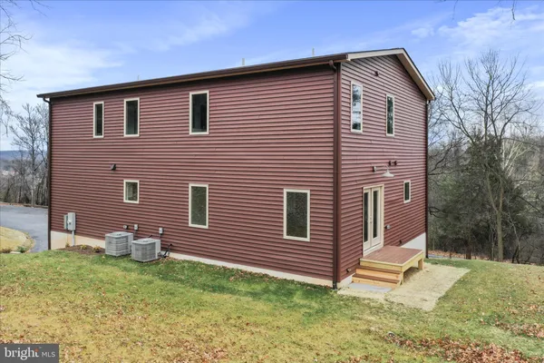 $799,000 | 201 Nathaniel Drive, Winchester, VA 22603
