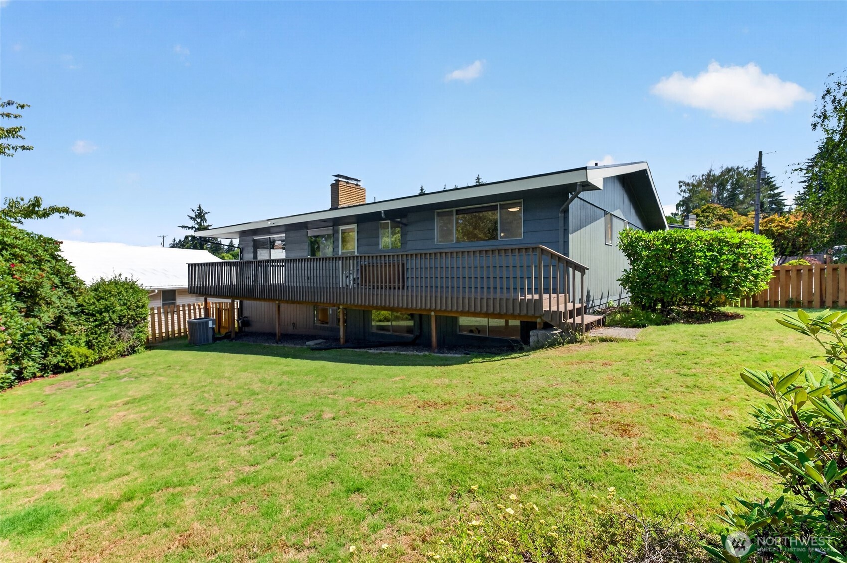 4014 Robin Road West University Place, WA 98466 - Photo 34 of 39 Gallery Image 34