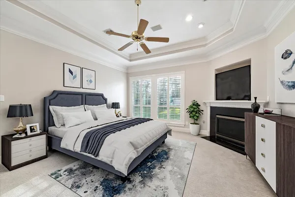 $1,789,000 | 15 Enchanted Woods Drive, Kingwood, TX 77339