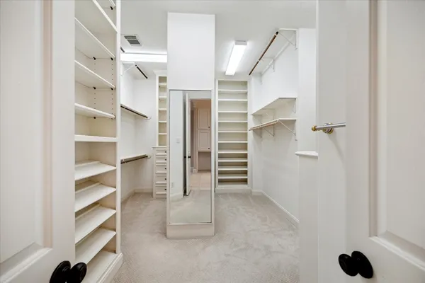 $1,789,000 | 15 Enchanted Woods Drive, Kingwood, TX 77339