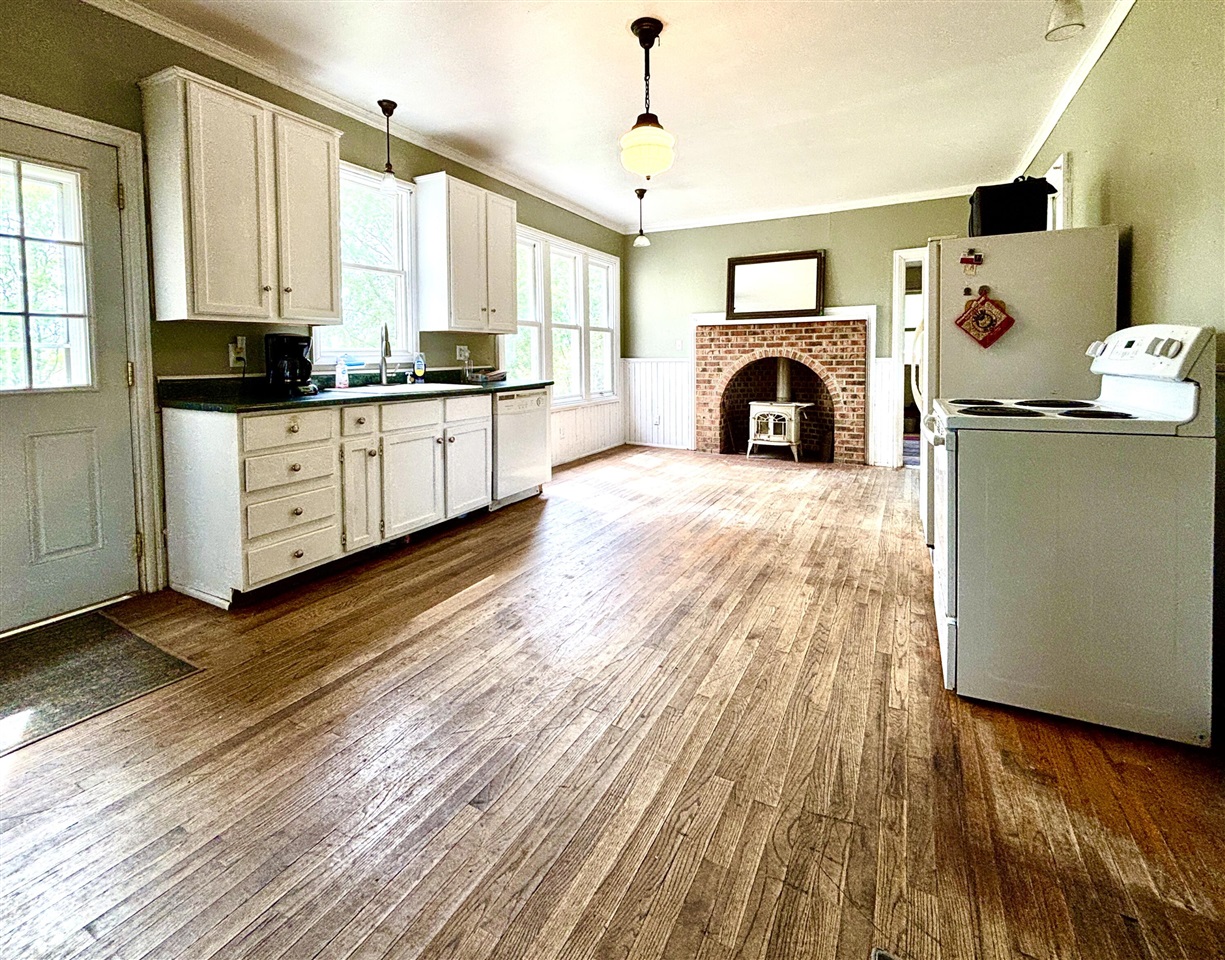1652 Olive Branch Road Galien, MI 49113 - Photo 3 of 34